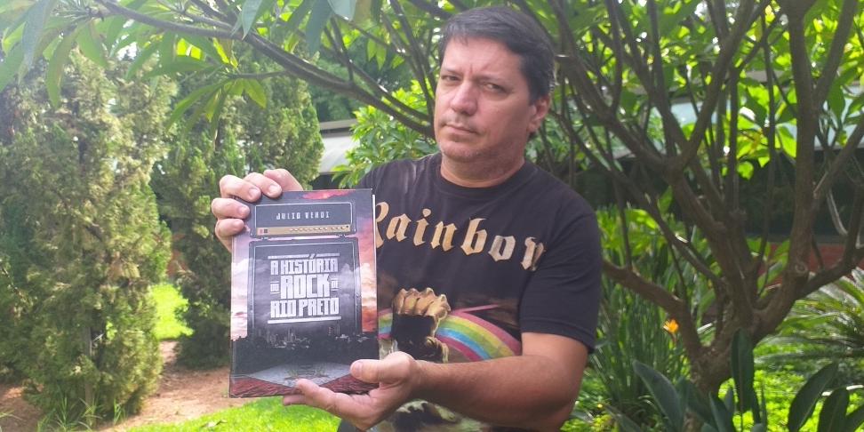 Central do Rock: Escritor Júlio Verdi lança livro A História do Rock de Rio  Preto em agosto de 2013