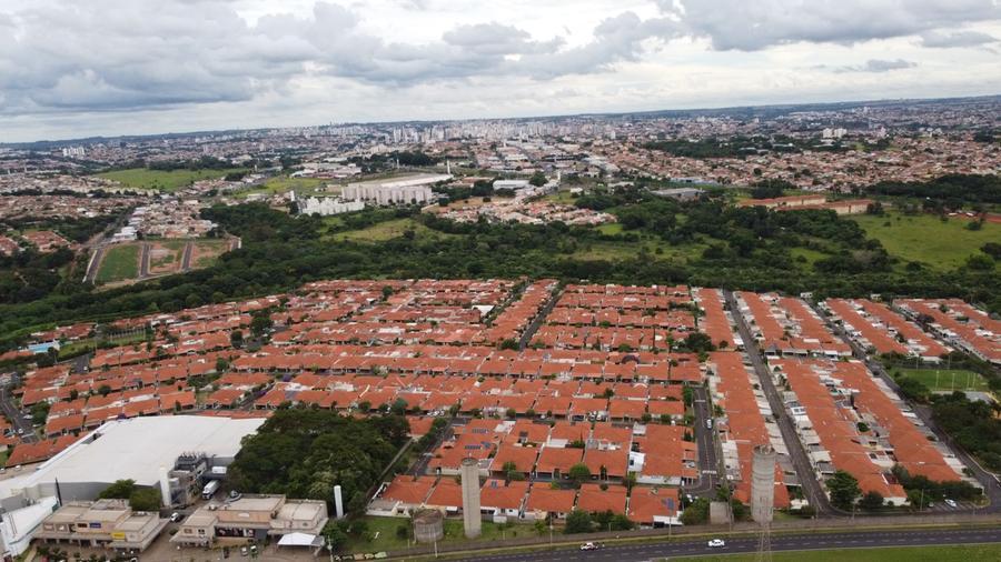 Preço médio da casa própria sobe pelo 32º mês consecutivo e m² construído  chega a R$ 8.262