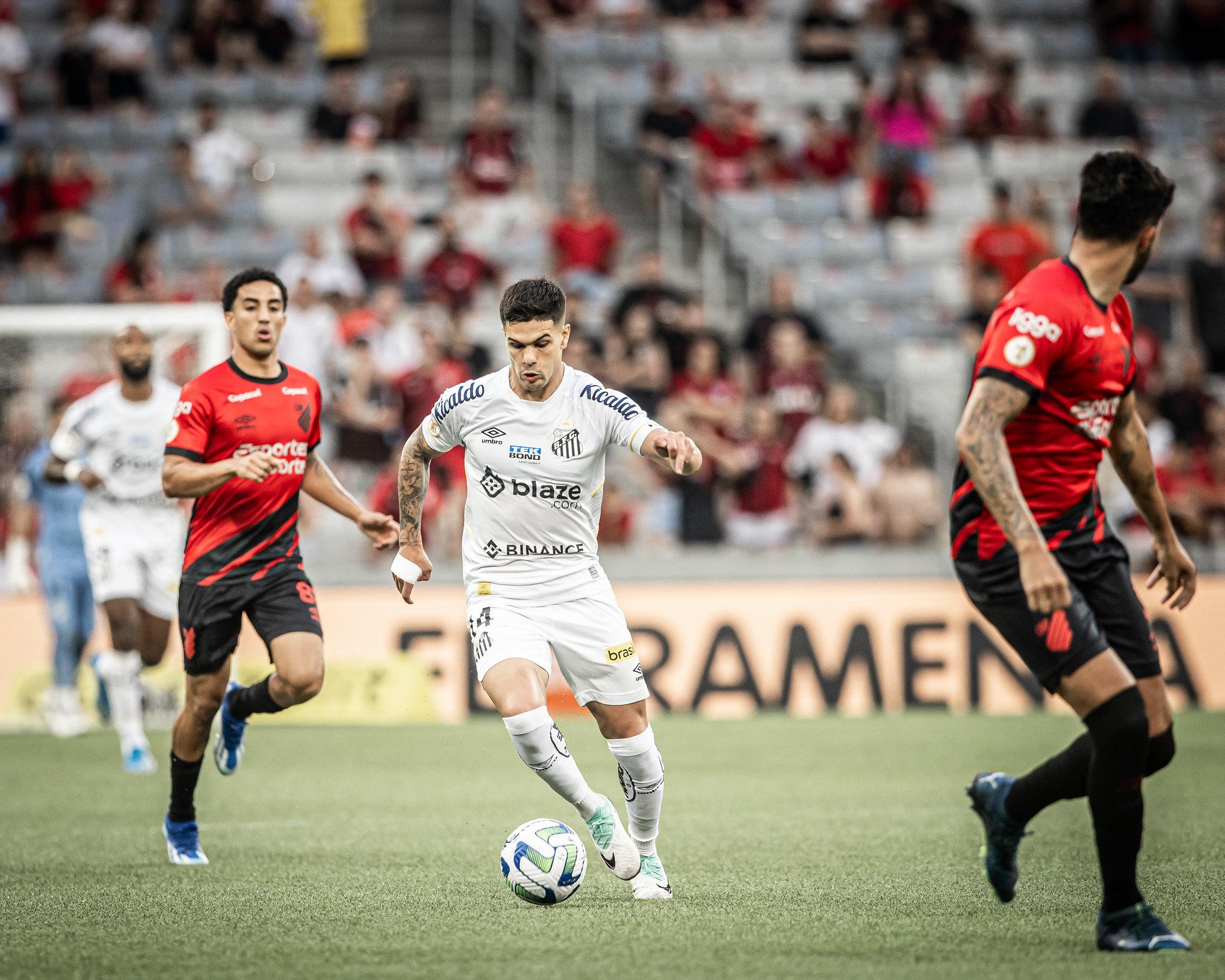 Santos perde do Fortaleza na Vila e é rebaixado para Série B do Campeonato  Brasileiro - Diário do Peixe