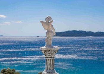 Enquanto Grécia tem 132 mil km², Ceará é muito maior