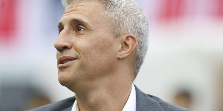 Não quiserem emprestar ao São Paulo e agora virou vilão em rival