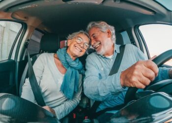 Existe uma idade máxima para se dirigir no Brasil? Informação confirmada