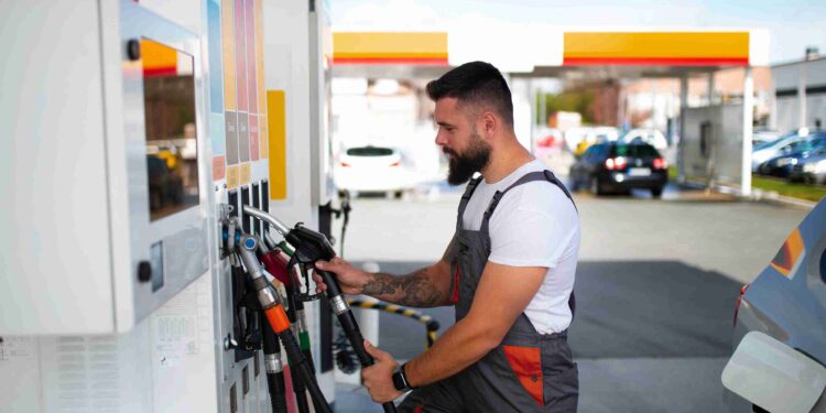 Combustível revolucionário que vai aposentar a gasolina está chegando para os brasileiros