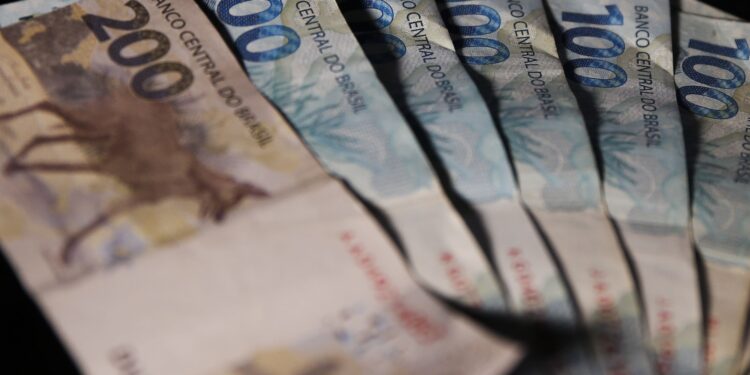 dinheiro Desempregados