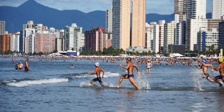 Praia Grande litoral paulista mega-shopping