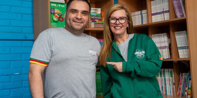 O estado do Rio Grande Sul vem sendo administrado pelo governador Eduardo Leite (PSD), que foi reeleito no pleito de 2026. O mandatário do estado gaúcho ocupa a 14ª colocação dos governadores com maior índice de aprovação, de acordo com pesquisa da AtlasIntel.